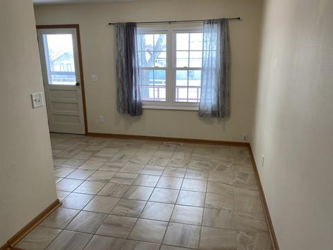 515 Devonshire St, Dixon, IL 61021 photo 4