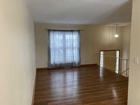 515 Devonshire St, Dixon, IL 61021 photo 2