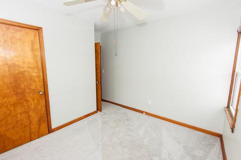 312 E 5th St, Gridley, IL 61744 photo 10