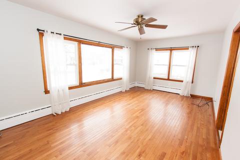 312 E 5th St, Gridley, IL 61744 photo 3
