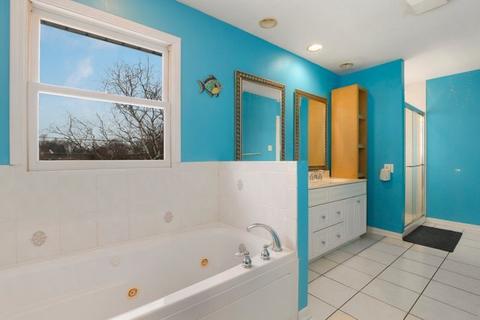 962 W Grant Dr, Des Plaines, IL 60016 photo 18
