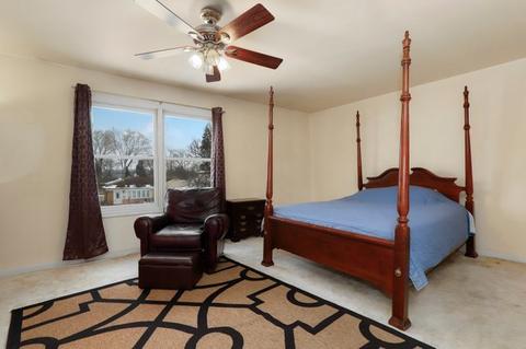 962 W Grant Dr, Des Plaines, IL 60016 photo 15