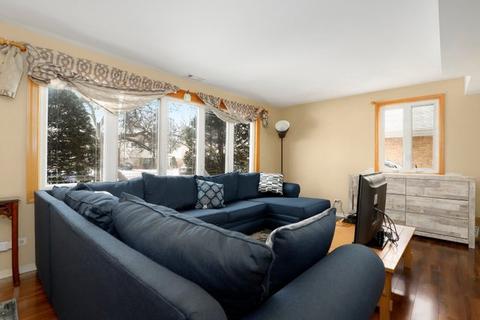 962 W Grant Dr, Des Plaines, IL 60016 photo 10