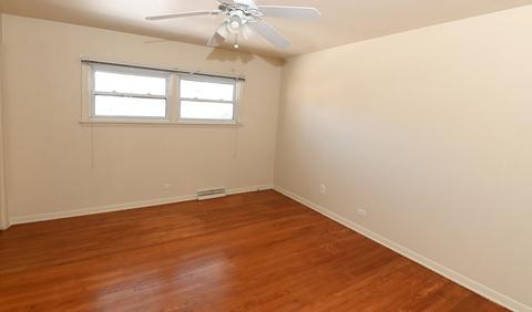 2133 Westview Dr, Des Plaines, IL 60018 photo 9