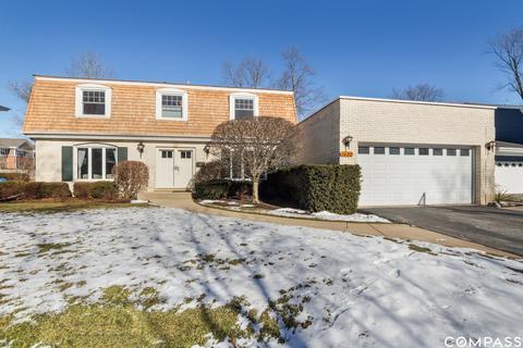 1632 Blackthorn Dr, Glenview, IL 60025 photo 1