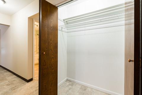 519 Normal Rd, Dekalb, IL 60115 photo 9