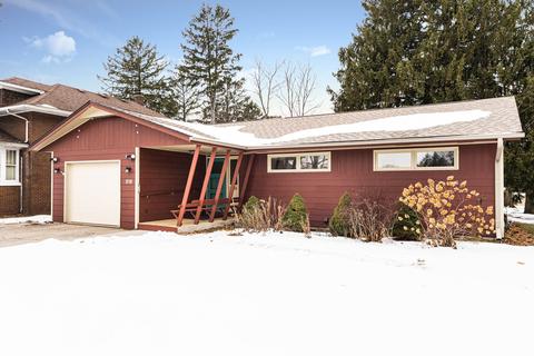 519 Normal Rd, Dekalb, IL 60115 photo 2