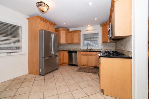 1401 E Jackson St, Bloomington, IL 61701 photo 11