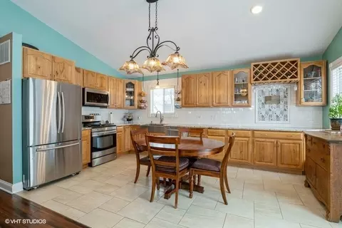 1011 Valley Ave, Mchenry, IL 60051 photo 7