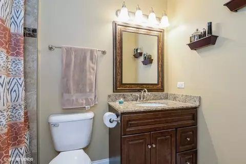 1011 Valley Ave, Mchenry, IL 60051 photo 14