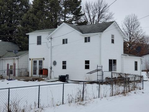 413 E Wayne St, Polo, IL 61064 photo 2