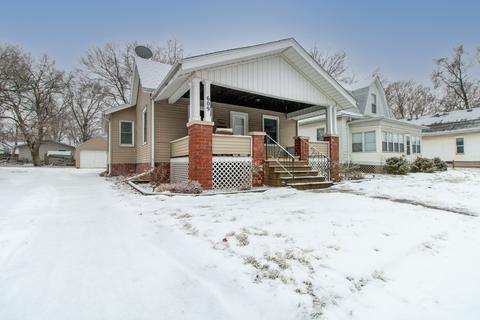 609 Empire St, Bloomington, IL 61701 photo 2