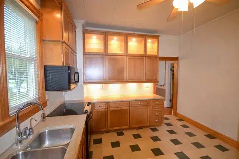 1609 Prospect Ave, Des Plaines, IL 60018 photo 10