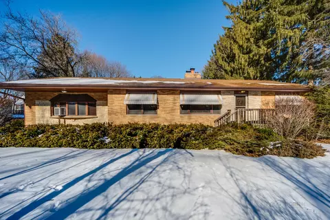 2810 Kama Ave, Mchenry, IL 60050 photo 1