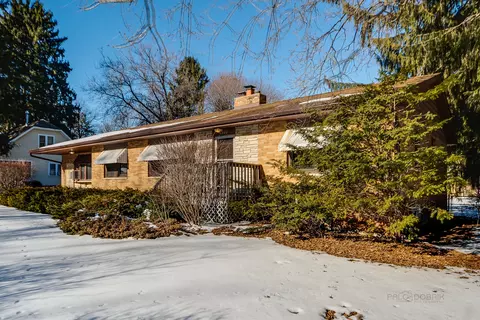 2810 Kama Ave, Mchenry, IL 60050 photo 2