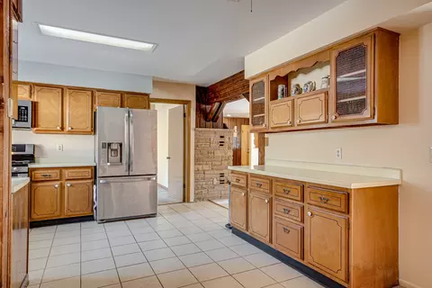2810 Kama Ave, Mchenry, IL 60050 photo 13
