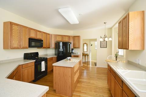 4612 Jenna Rd, Glenview, IL 60025 photo 4