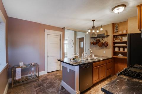 606 E Mulberry St, Bloomington, IL 61701 photo 21