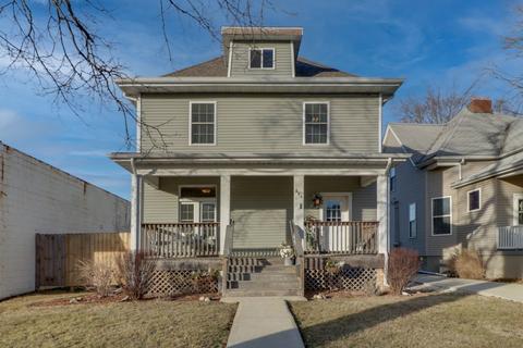 606 E Mulberry St, Bloomington, IL 61701 photo 2
