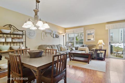 630 Cobblestone Ct, Elgin, IL 60120 photo 5