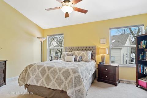 630 Cobblestone Ct, Elgin, IL 60120 photo 11