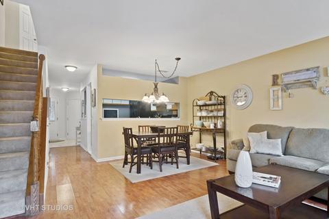 630 Cobblestone Ct, Elgin, IL 60120 photo 6