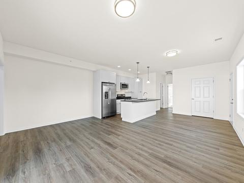 235 S Walnut St, Cortland, IL 60112 photo 7