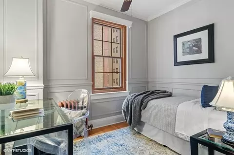 210 E Pearson St #15B, Chicago, IL 60611 photo 12