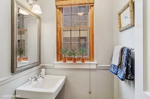 210 E Pearson St #15B, Chicago, IL 60611 photo 13