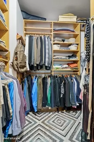 210 E Pearson St #15B, Chicago, IL 60611 photo 10