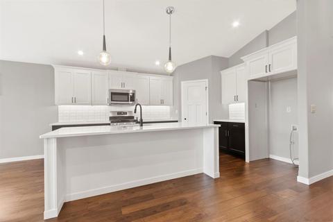 1122 N Hershey Rd, Normal, IL 61761 photo 9