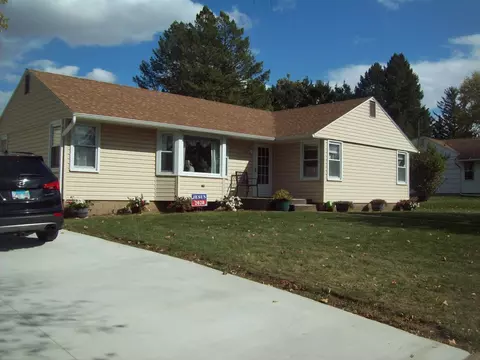 311 Meltzer Ave, Walnut, IL 61376 photo 1