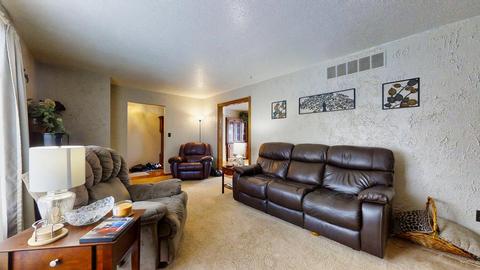 908 Oakcrest Dr, Rantoul, IL 61866 photo 16
