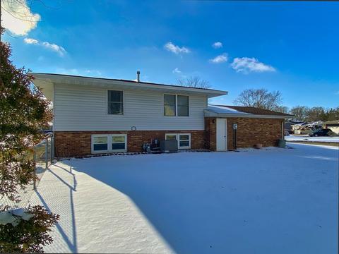 908 Oakcrest Dr, Rantoul, IL 61866 photo 12