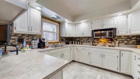 908 Oakcrest Dr, Rantoul, IL 61866 photo 20