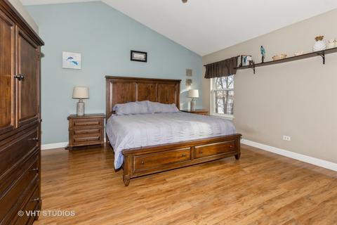 21349 Prestwick Dr, Crest Hill, IL 60403 photo 7