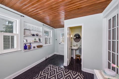 123 E Jefferson Ave, Wheaton, IL 60187 photo 12