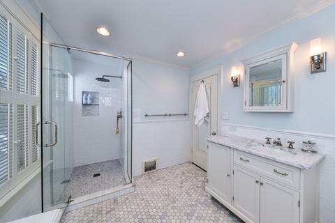123 E Jefferson Ave, Wheaton, IL 60187 photo 21