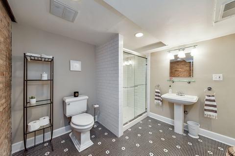 123 E Jefferson Ave, Wheaton, IL 60187 photo 25