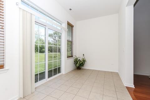 3884 Valhalla Dr, Elgin, IL 60124 photo 7
