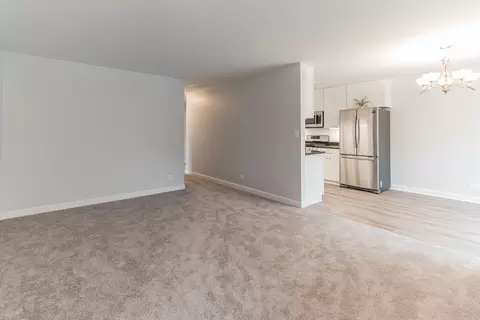 1693 Ashburn Ct #A, Wheaton, IL 60189 photo 6