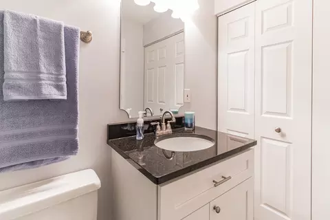 1693 Ashburn Ct #A, Wheaton, IL 60189 photo 17