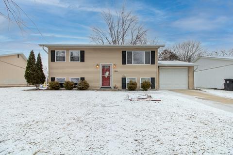 304 Bonair Dr, Normal, IL 61761 photo 1