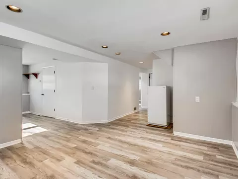 651 Westmere Rd, Des Plaines, IL 60016 photo 17
