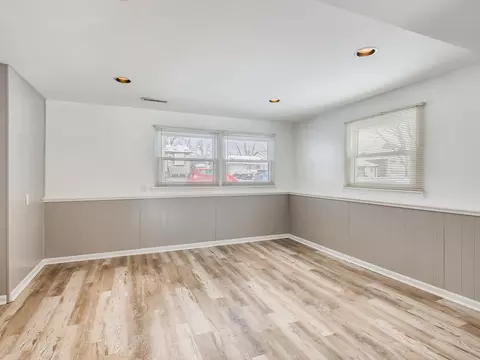 651 Westmere Rd, Des Plaines, IL 60016 photo 15