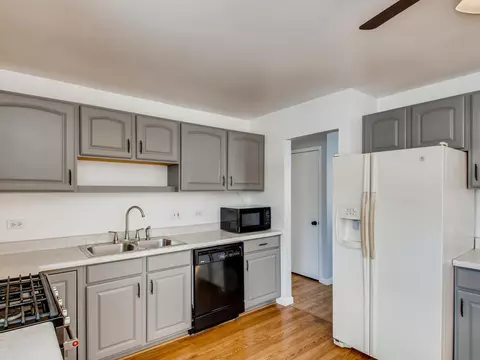 651 Westmere Rd, Des Plaines, IL 60016 photo 6