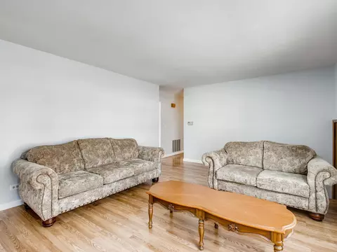 651 Westmere Rd, Des Plaines, IL 60016 photo 5