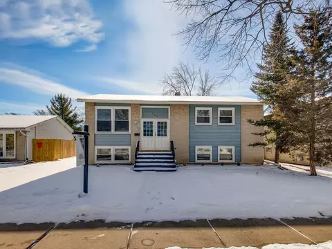 651 Westmere Rd, Des Plaines, IL 60016 photo 2