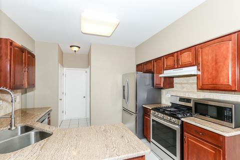 1116 Delta Dr, Elgin, IL 60123 photo 7