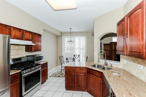 1116 Delta Dr, Elgin, IL 60123 photo 8